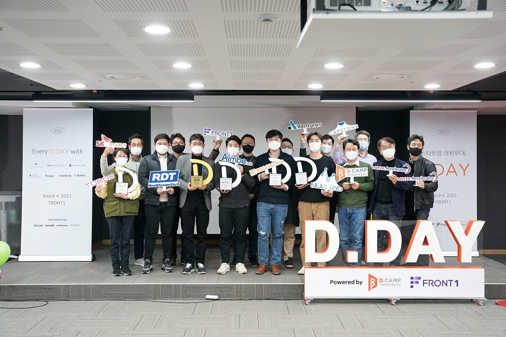 Ultiracer y RealDesignTech se llevan el primer puesto en la D.DAY de d·camp