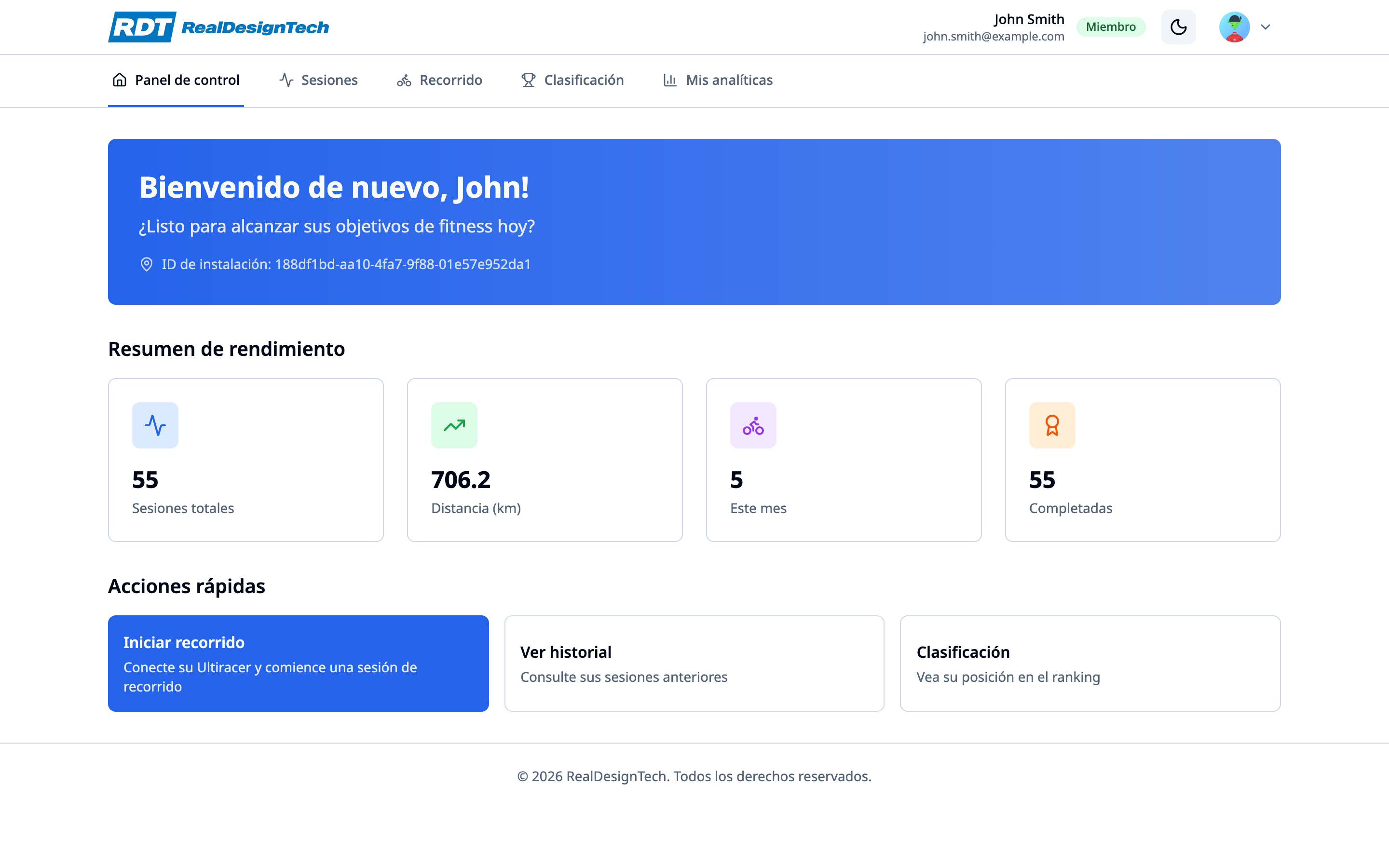 Panel web de Ultiracer mostrando resumen de rendimiento y acciones rápidas